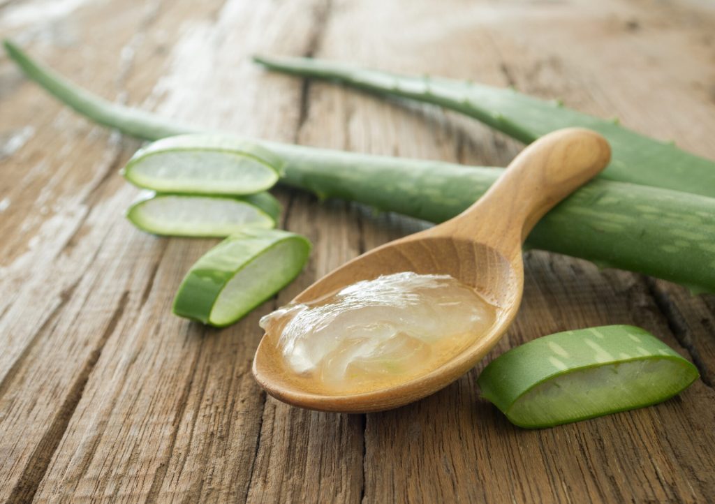 Redakan Asam Lambung dengan Manfaat Lidah Buaya