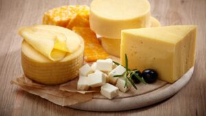 Jenis-Jenis Keju dan Khasiatnya bagi Tubuh