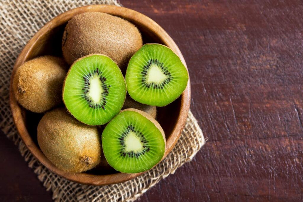 Manfaat Kiwi untuk Imun, Pencernaan, dan Kulit